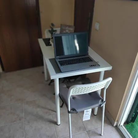 Quarto em Acomodações Particulares Casa De Vasco-estadia Familiar E Tranquila Amora